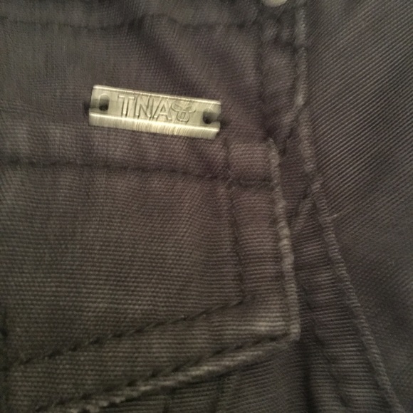 TNA - Picture 3 of 4